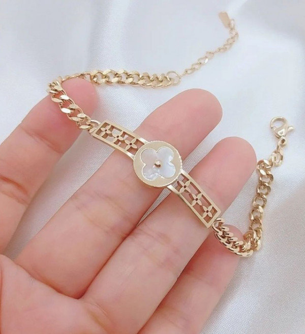 Gelang Tangan Rantai Wanita