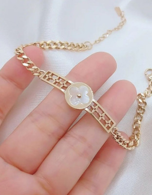 Gelang Tangan Rantai Wanita